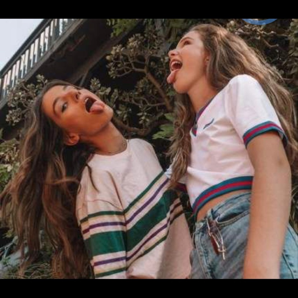 Meet your Posher, Max